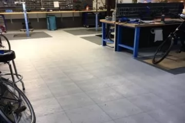 Boden-für-Fahrrad-Werkstatt
